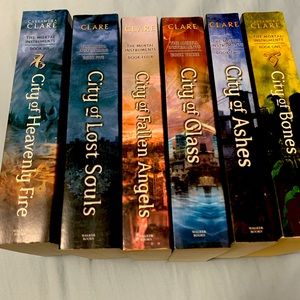 Mortal instruments book set